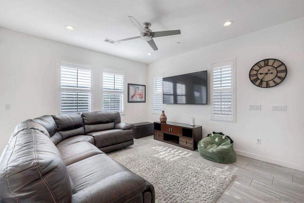 Photo of 13210 N N Peak Vista Dr, Lakeside, CA 92040 (MLS # 260005939)