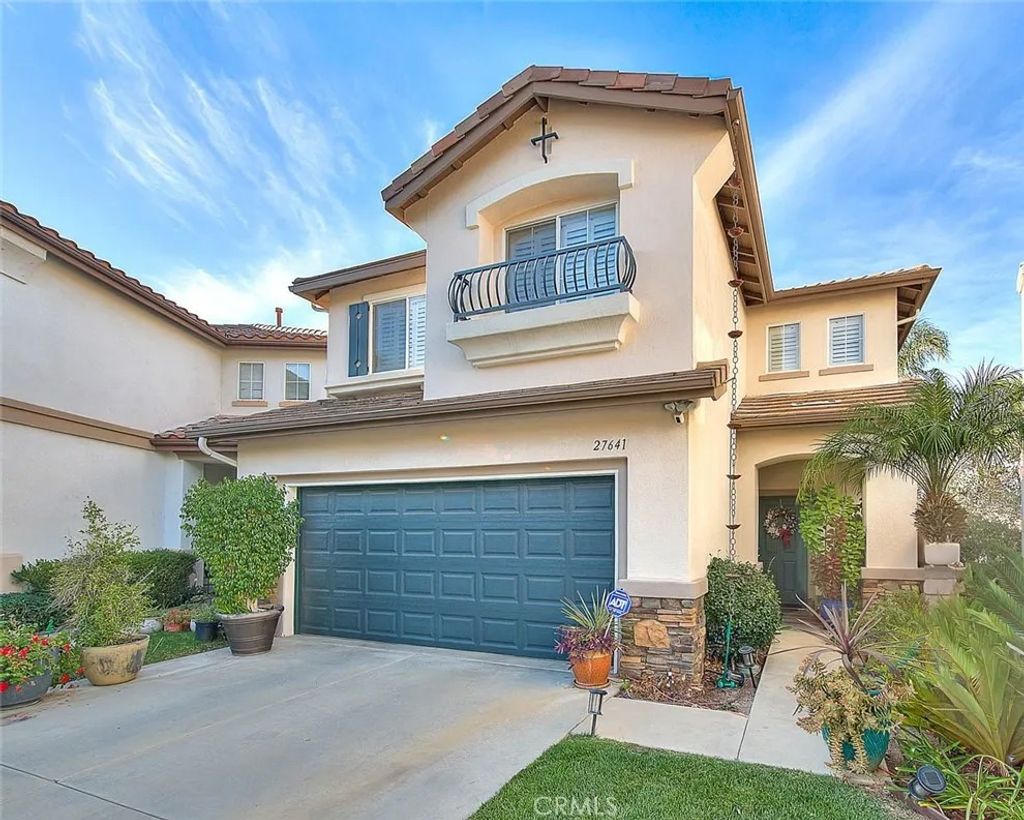 Photo of 27641 Atlas Lane, Canyon Country, CA 91351 (MLS # TR25276576)