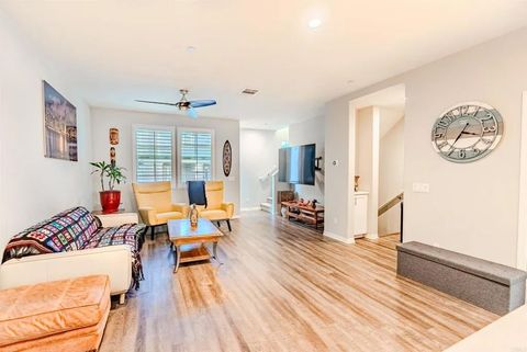 Tiny photo for 504 Hummingbird Lane, Imperial Beach, CA 91932 (MLS # PTP2508363)