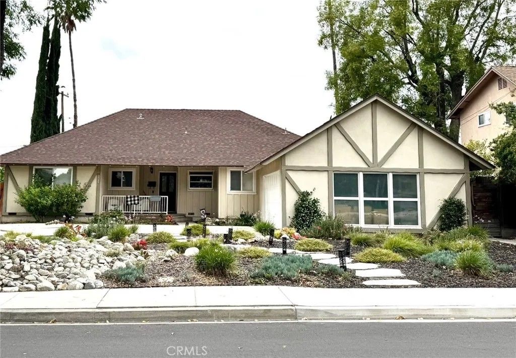 Photo of 1153 Northwestern Drive, Claremont, CA 91711 (MLS # PW26090264)