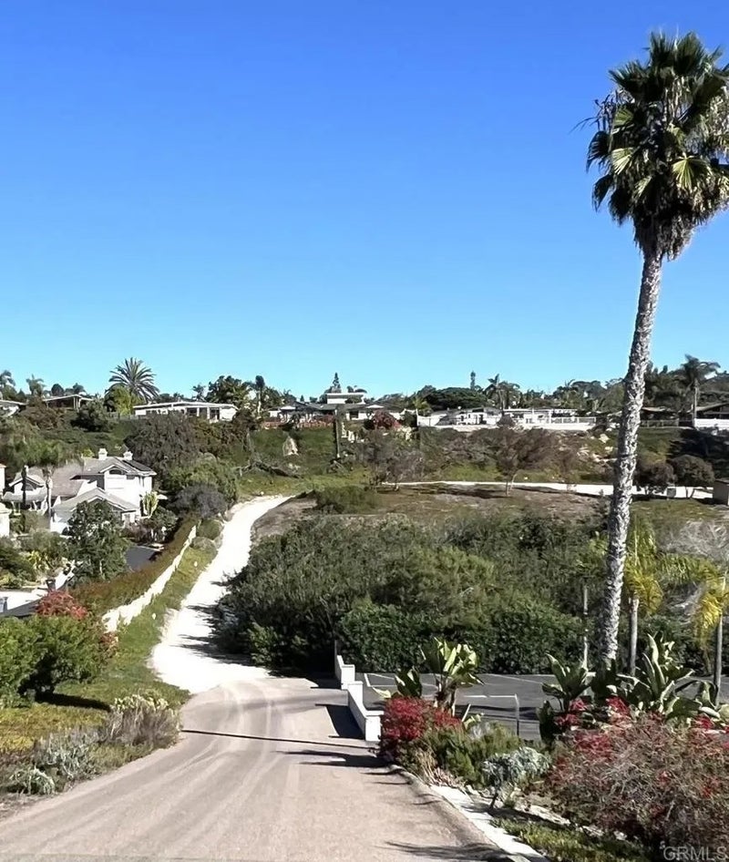 Mays Hollow Lane