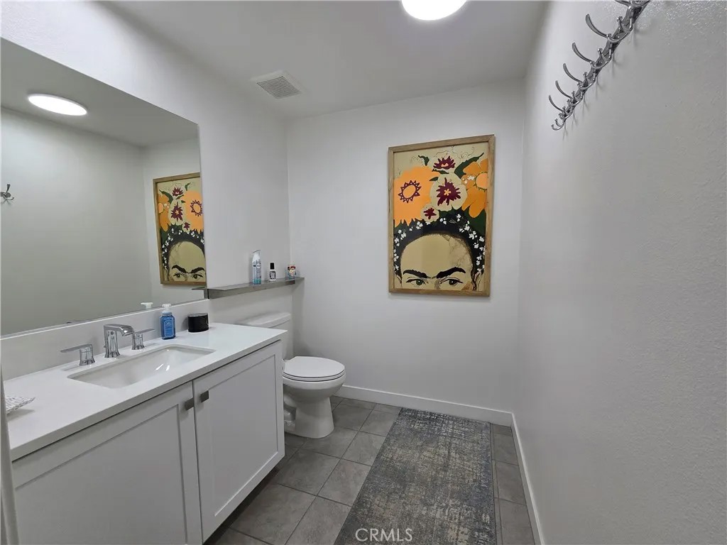 1651 W Lincoln Avenue 105