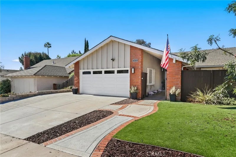 26232 Tarrasa Lane