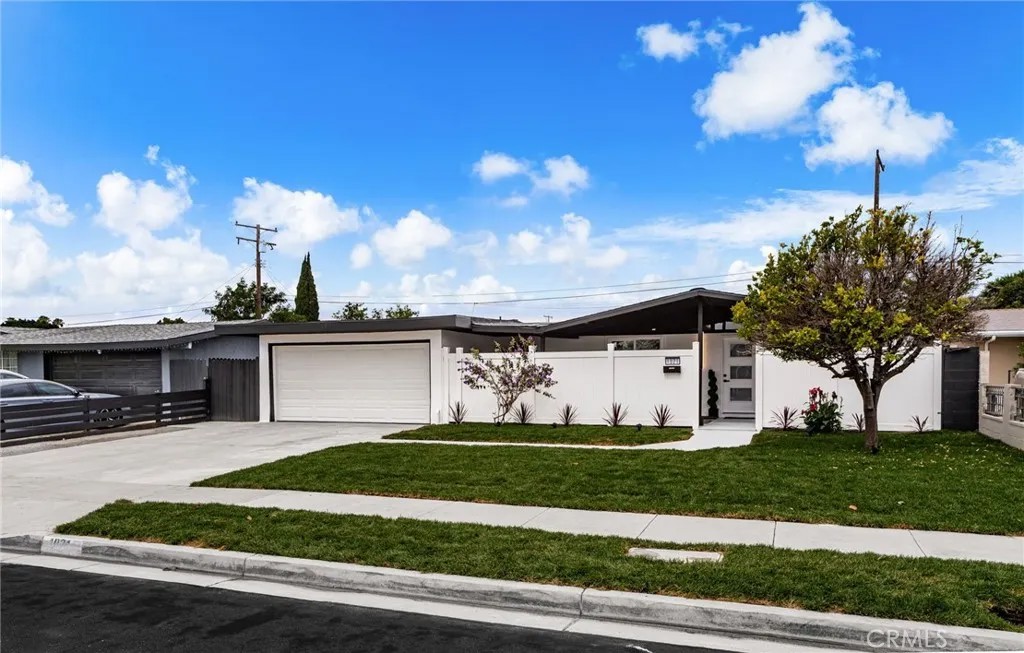 1021 N Laguna Street