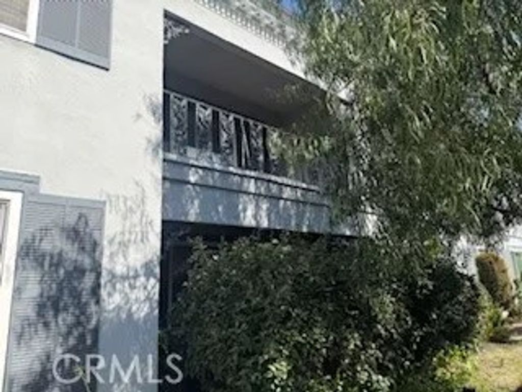 Photo of 1530 S Pomona Ave #B32, Fullerton, CA 92832 (MLS # RS26037259)
