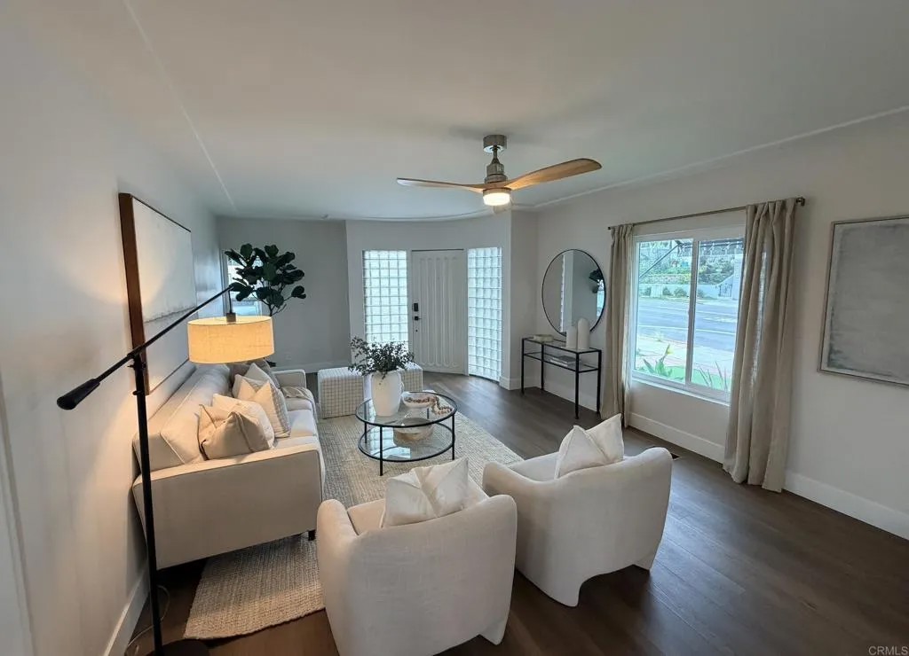 4404 Voltaire Street