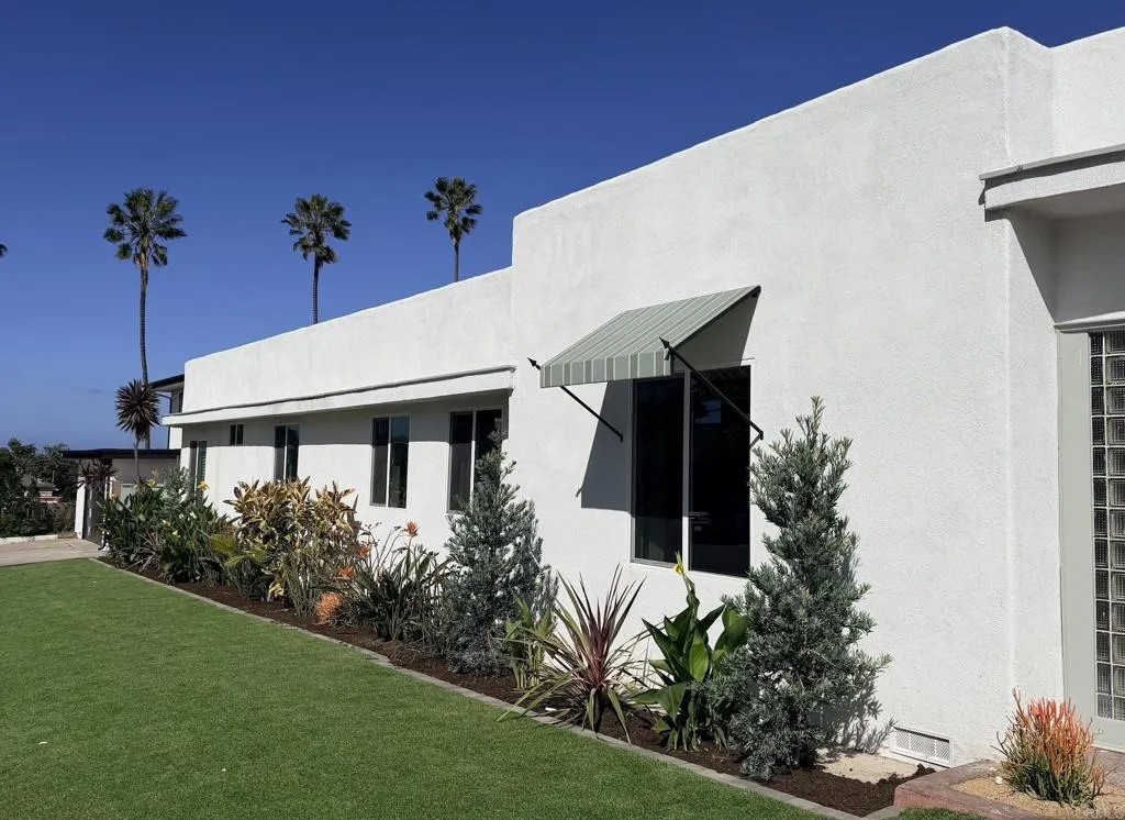 4404 Voltaire Street