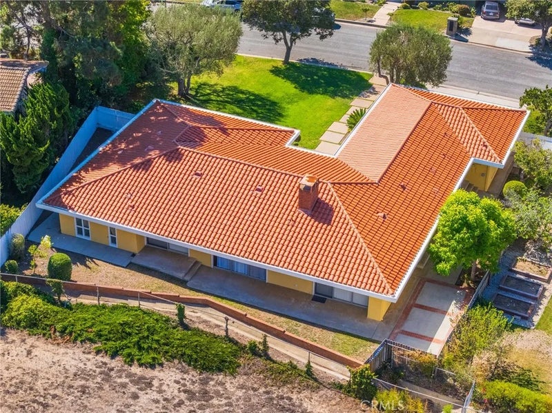 30136 Avenida De Calma