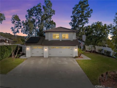Photo of 39440 Countryside Ln, Murrieta, CA 92562 (MLS # SW26013455)