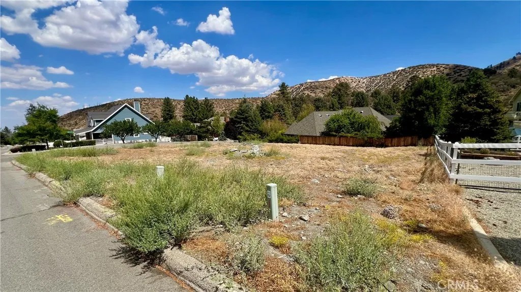 5419 Pacific Crest