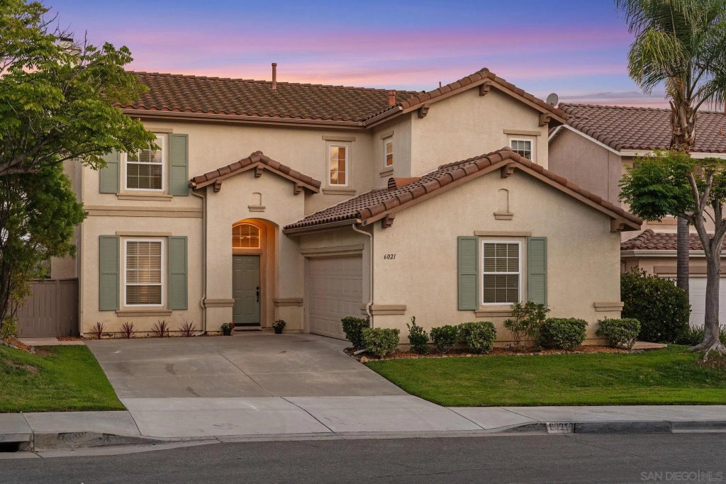 Photo of 6021 Paseo Carreta, Carlsbad, CA 92009 (MLS # 260025761)