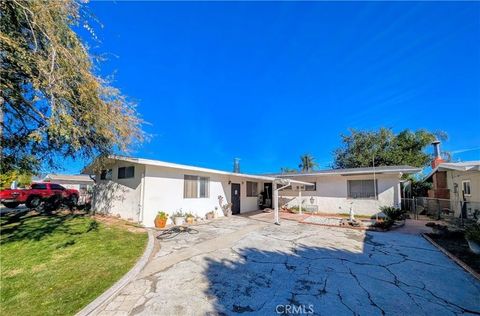 Photo of 1210 Tejon Ave, Colton, CA 92324 (MLS # IV26016397)