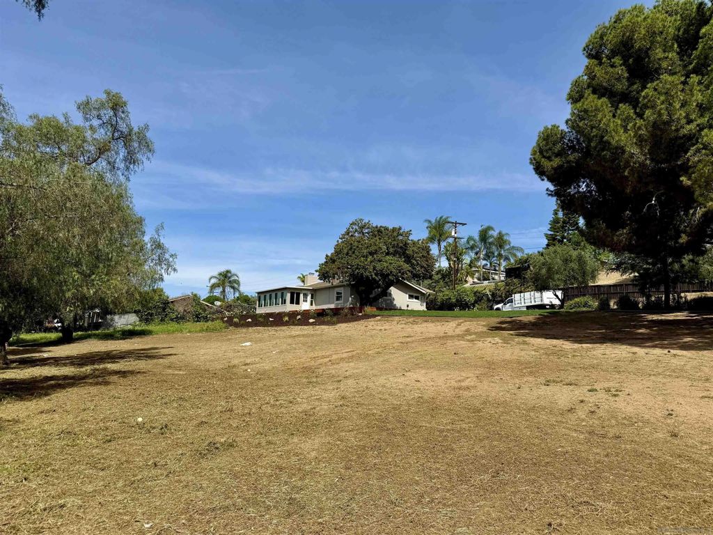 Photo of 1940 W El Norte Parkway, Escondido, CA 92026 (MLS # 260006270)