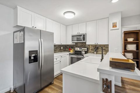 4600 Lamont St #4-103 San Diego CA 92109