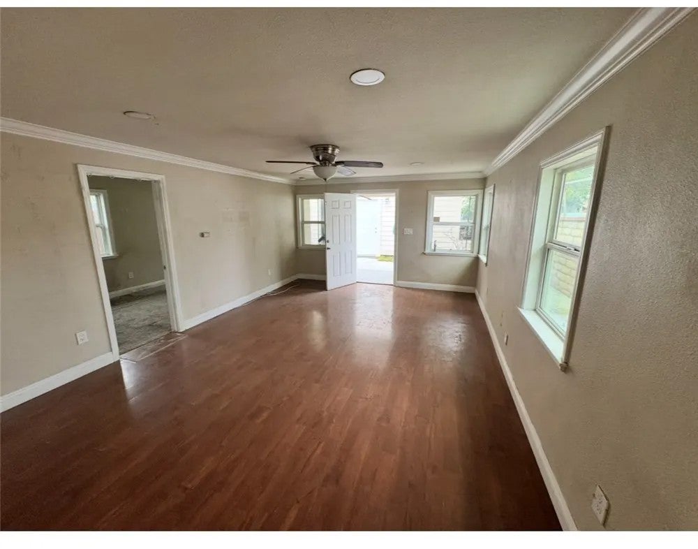 9307 San Miguel