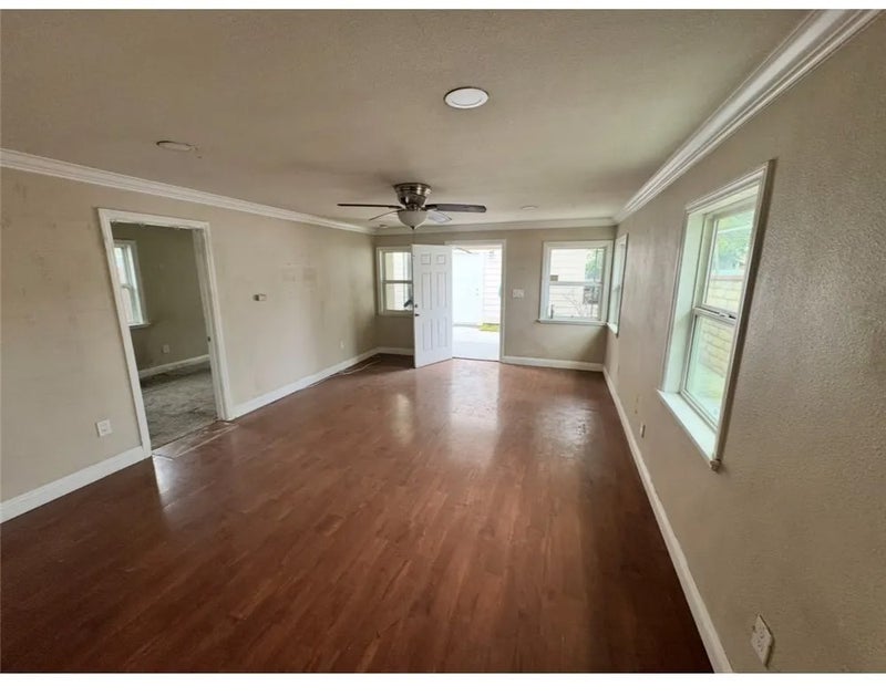 9307 San Miguel