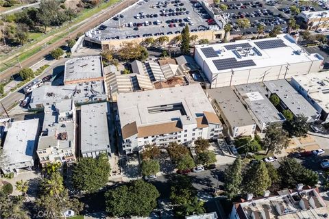 Tiny photo for 3734 S Canfield Ave, Los Angeles, CA 90034 (MLS # SB25273689)