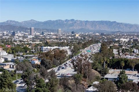 Tiny photo for 3734 S Canfield Ave, Los Angeles, CA 90034 (MLS # SB25273689)