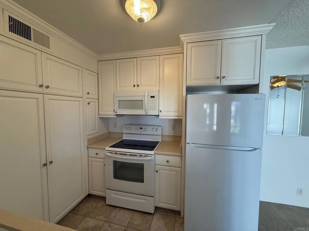 5708 Baltimore Drive 402