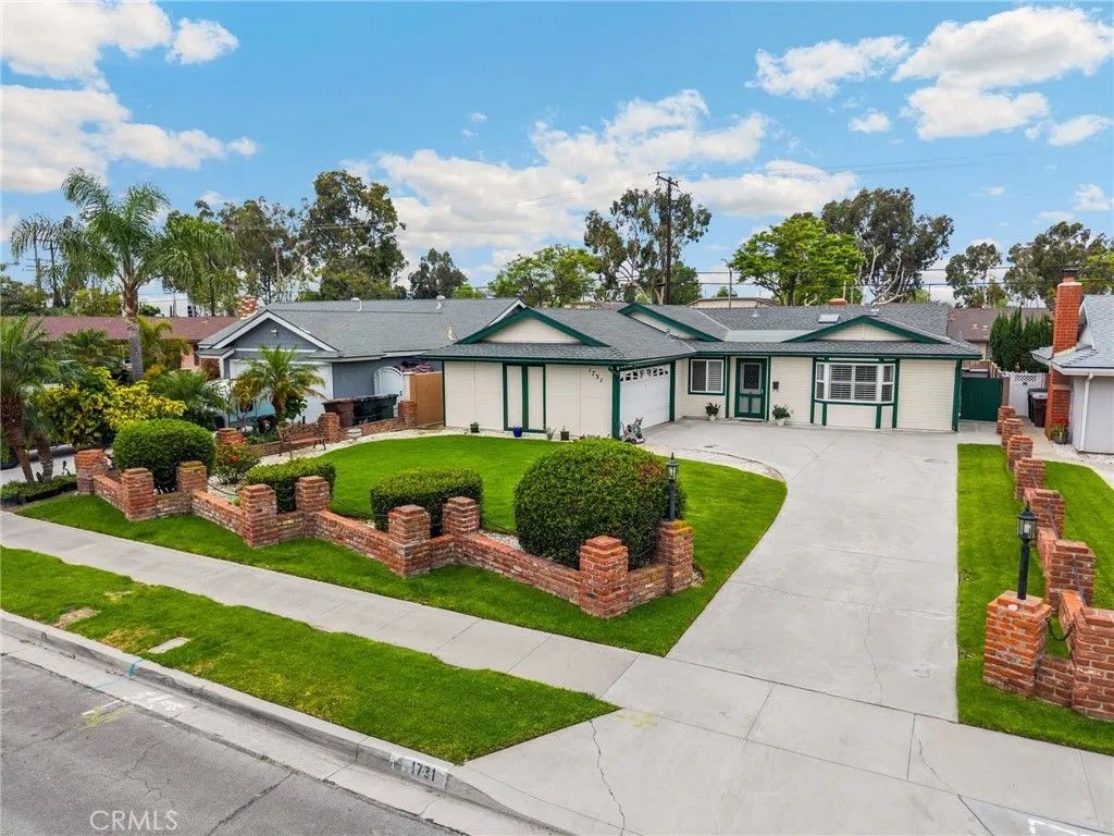 Photo of 1731 N Ballad Dr, Anaheim, CA 92807 (MLS # OC26066745)