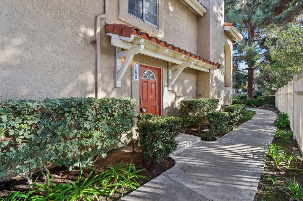 7747 Caminito Monarca 100