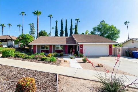 Photo of 1240 Blazewood St, Riverside, CA 92507 (MLS # IV26089378)
