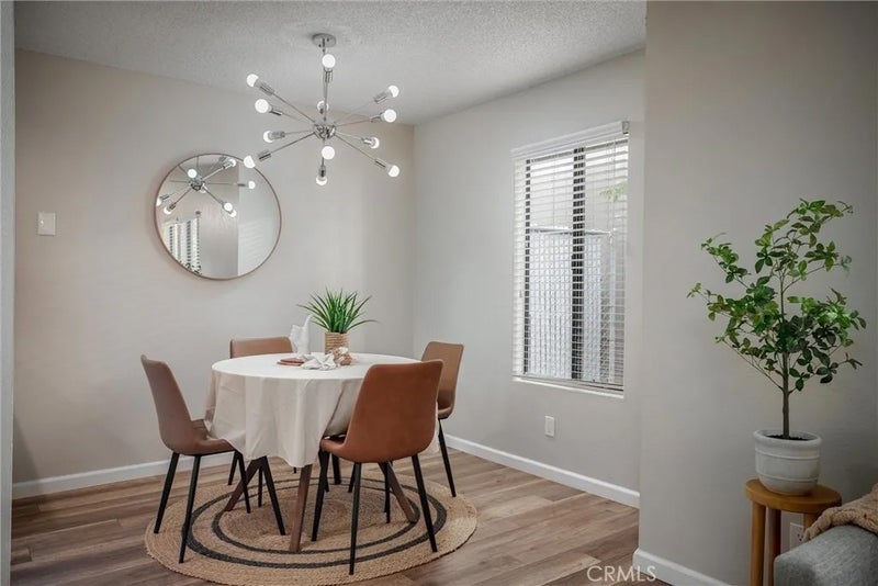 1744 Longbranch
