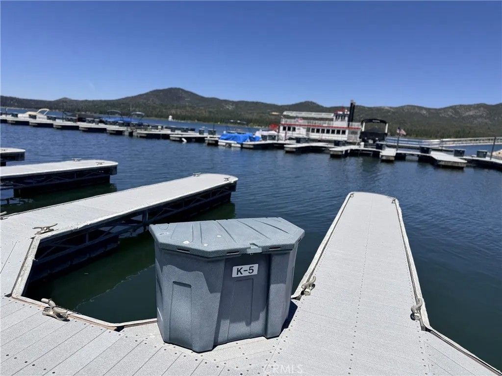 Photo of 400 Pine Knot Blvd, Big Bear Lake, CA 92315 (MLS # IG26103325)