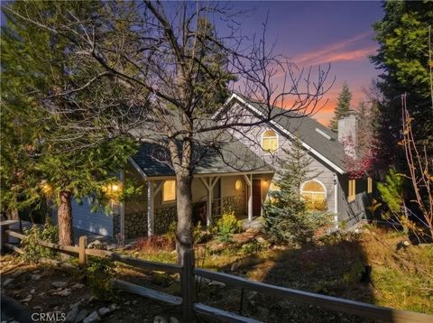 Photo of 174 Golf Course Road, Lake Arrowhead, CA 92352 (MLS # IG25275807)