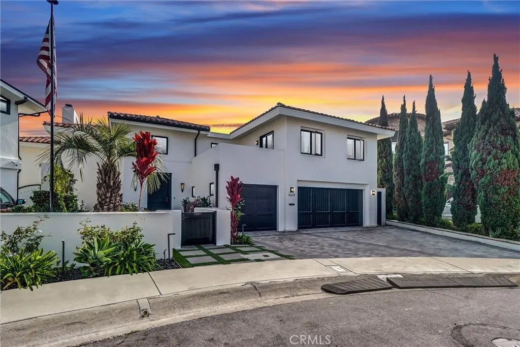 16412 Ardsley Circle