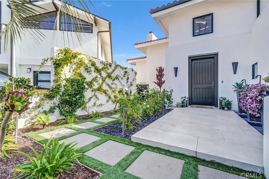 16412 Ardsley Circle