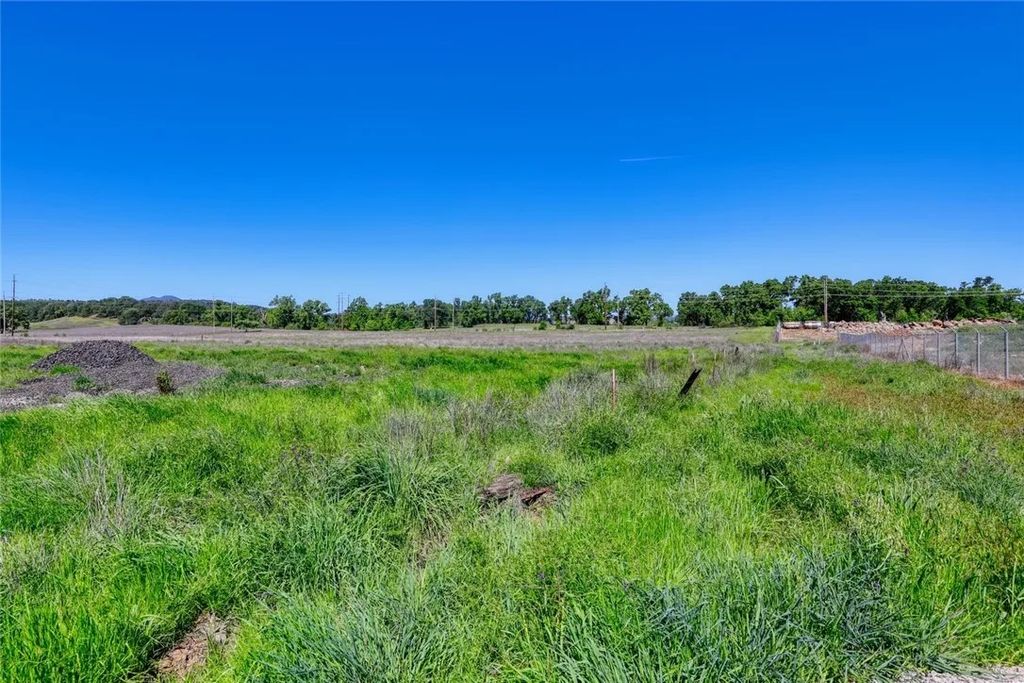 Photo of 15870 Kugelman St, Lower Lake, CA 95457 (MLS # LC26065675)