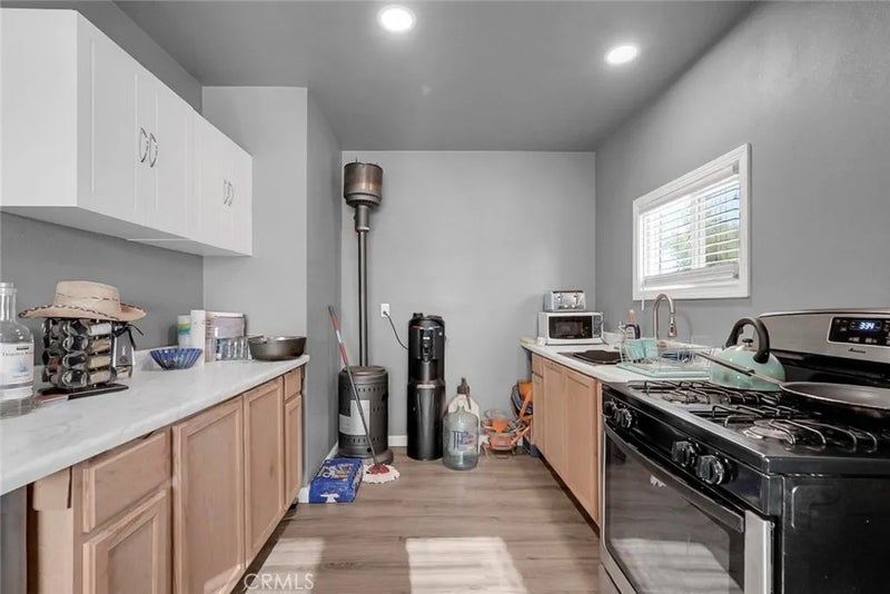 17107 Avenue 24