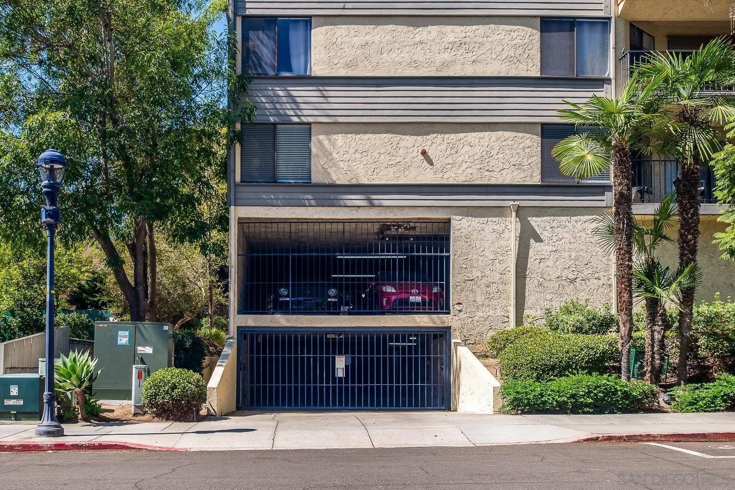 1650 8th Ave 302