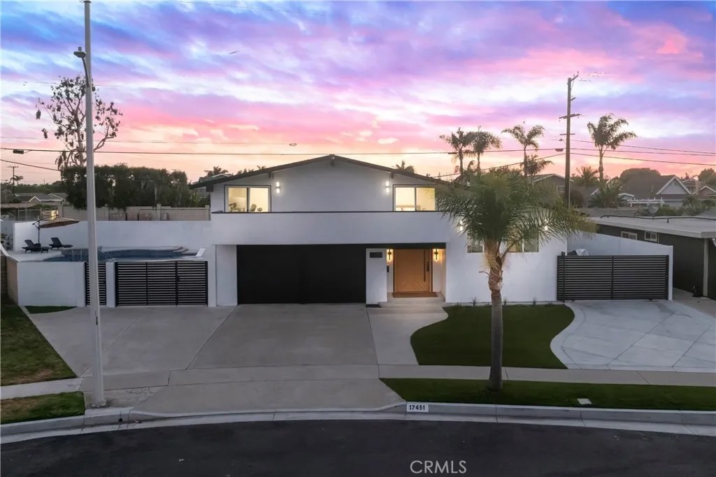 17451 Avalon
