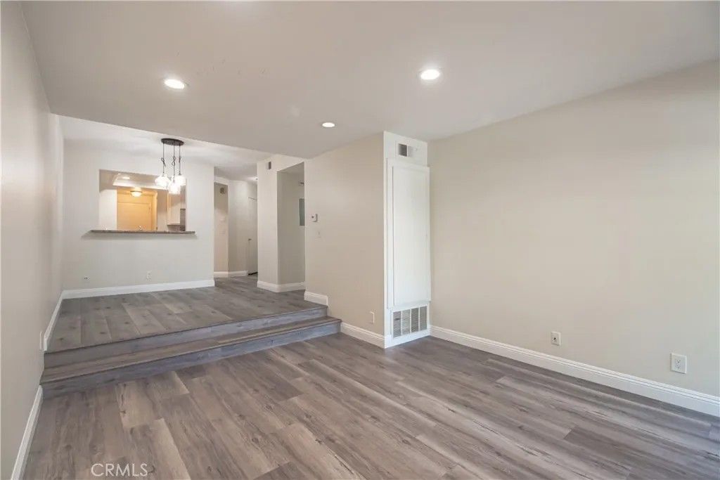Photo of 6618 Clybourn #109, North Hollywood, CA 91606 (MLS # SR26036323)