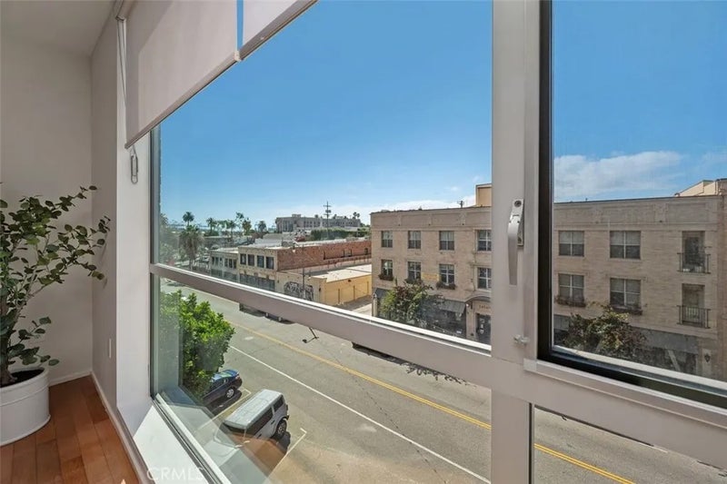 285 W 6th St 326