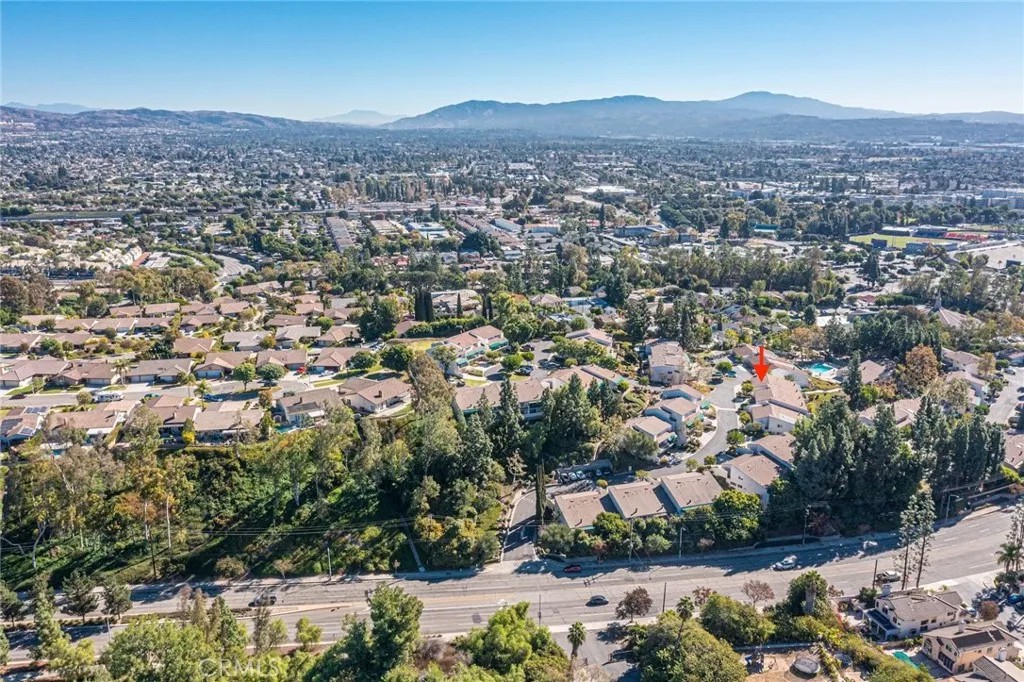 2238 Vista Del Sol
