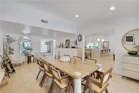Tiny photo for 5910 Pat Avenue, Woodland Hills, CA 91367 (MLS # SR25239413)