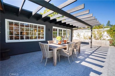 Tiny photo for 5910 Pat Avenue, Woodland Hills, CA 91367 (MLS # SR25239413)
