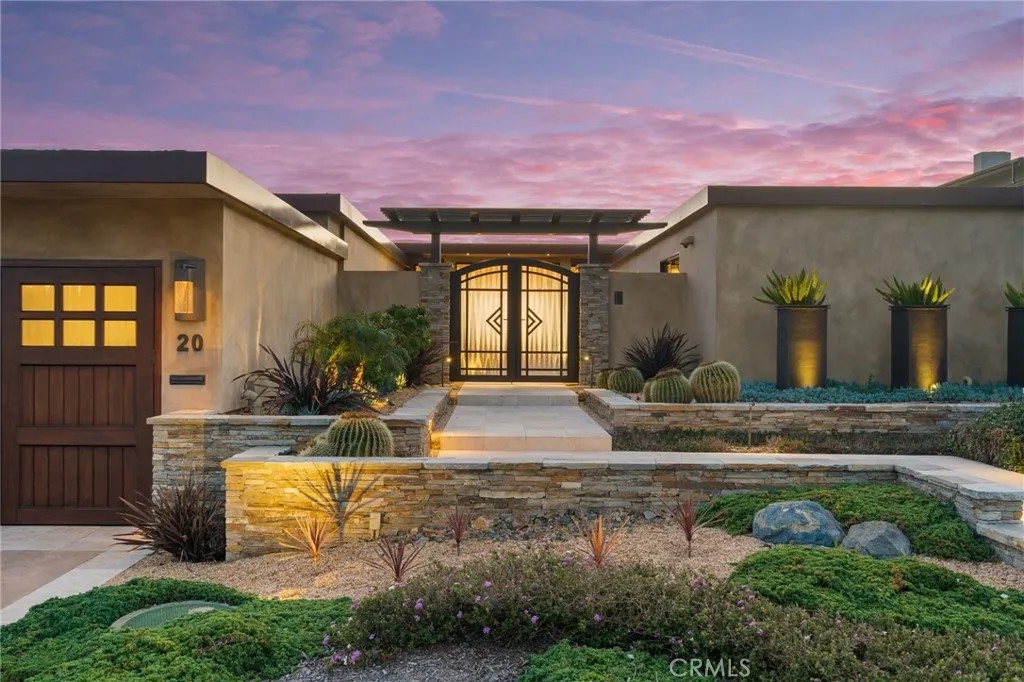 20 Monarch Bay