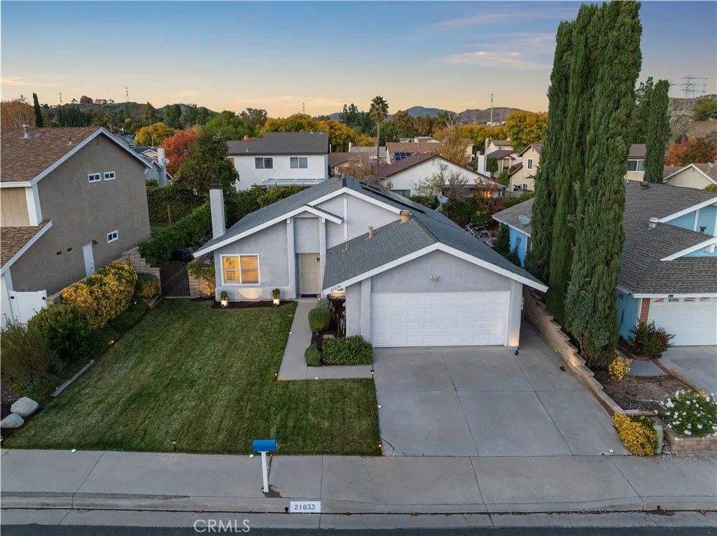 Photo of 21633 Turmeric Court, Saugus, CA 91350 (MLS # SR26001571)