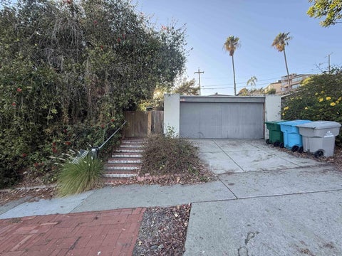 Tiny photo for 4902 San Joaquin DR, San Diego, CA 92109 (MLS # 260024124)
