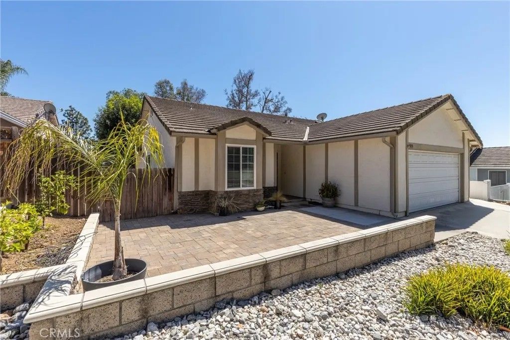 Photo of 715 Dane Drive, San Marcos, CA 92069 (MLS # SR26068477)