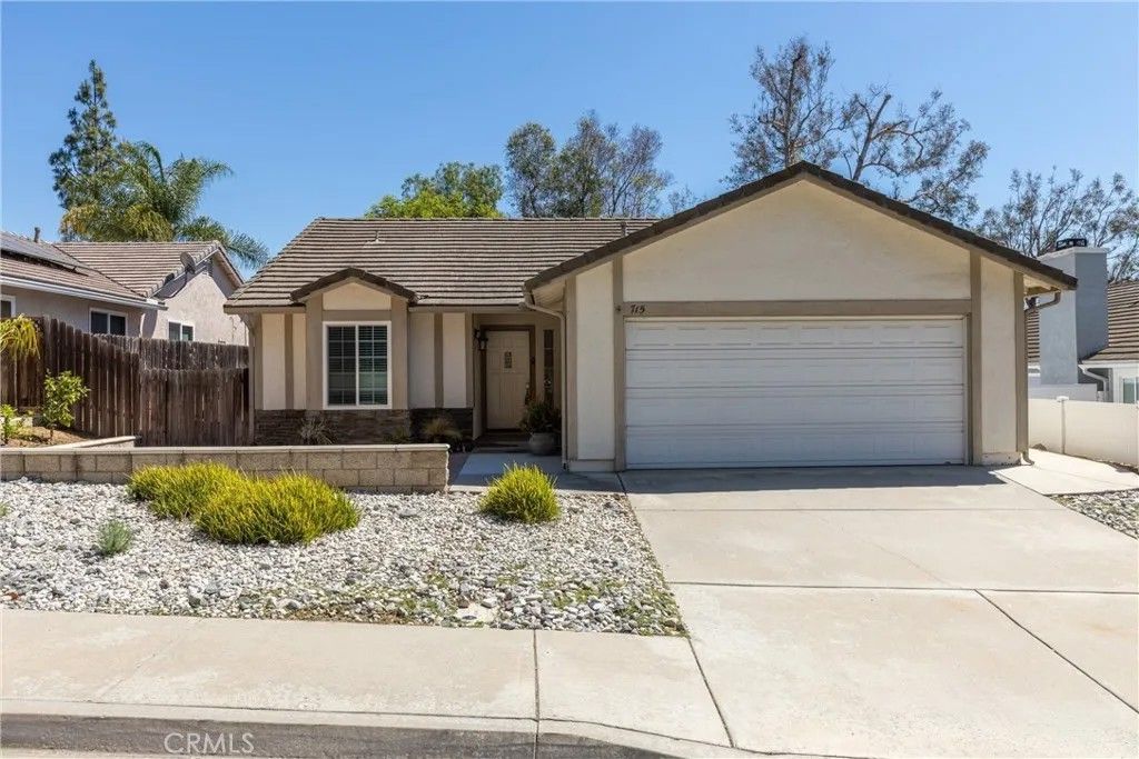 Photo of 715 Dane Drive, San Marcos, CA 92069 (MLS # SR26068477)