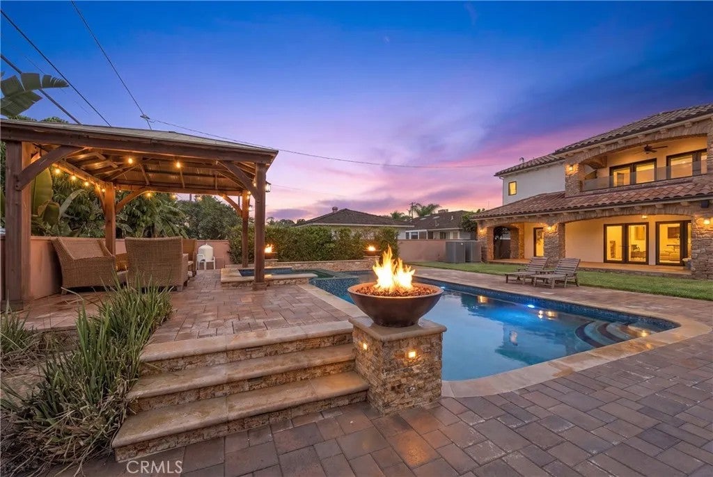 9833 Birchdale