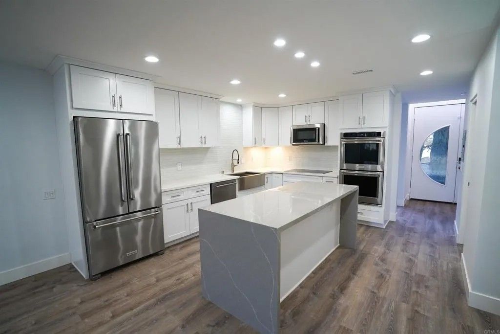 Photo of 922 Sealane Drive #B, Encinitas, CA 92024 (MLS # NDP2602409)