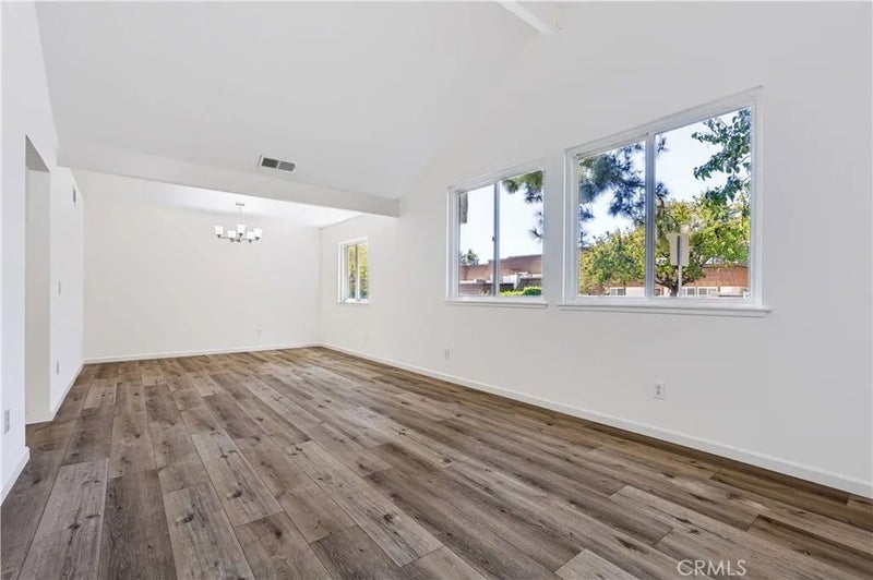 22421 Jeffrey Mark Court 8