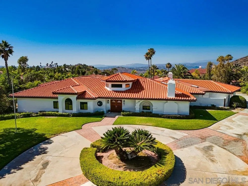 Photo of 17844 Joyas Ct, Poway, CA 92064 (MLS # 260015548)
