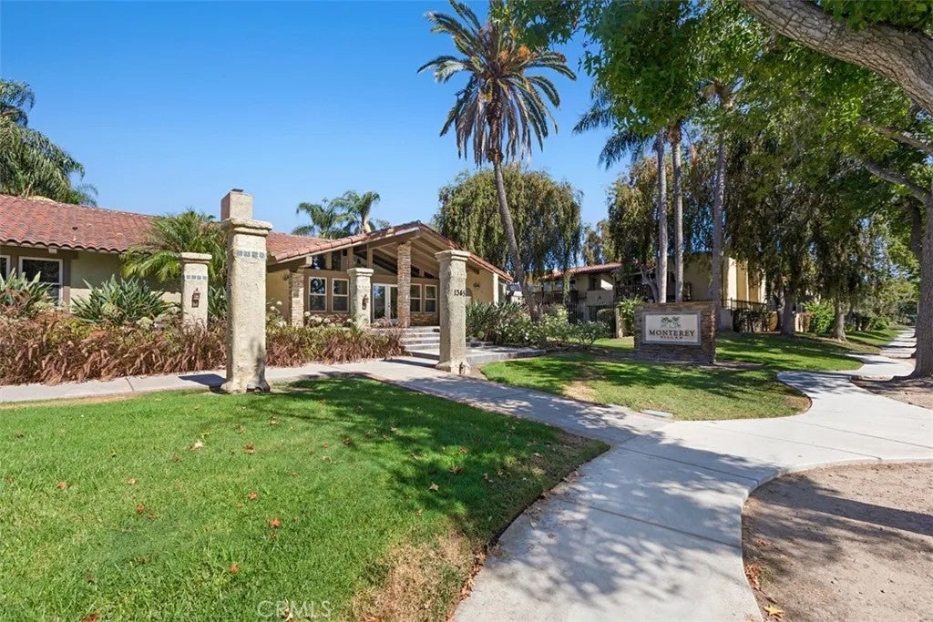 1345 Cabrillo Park